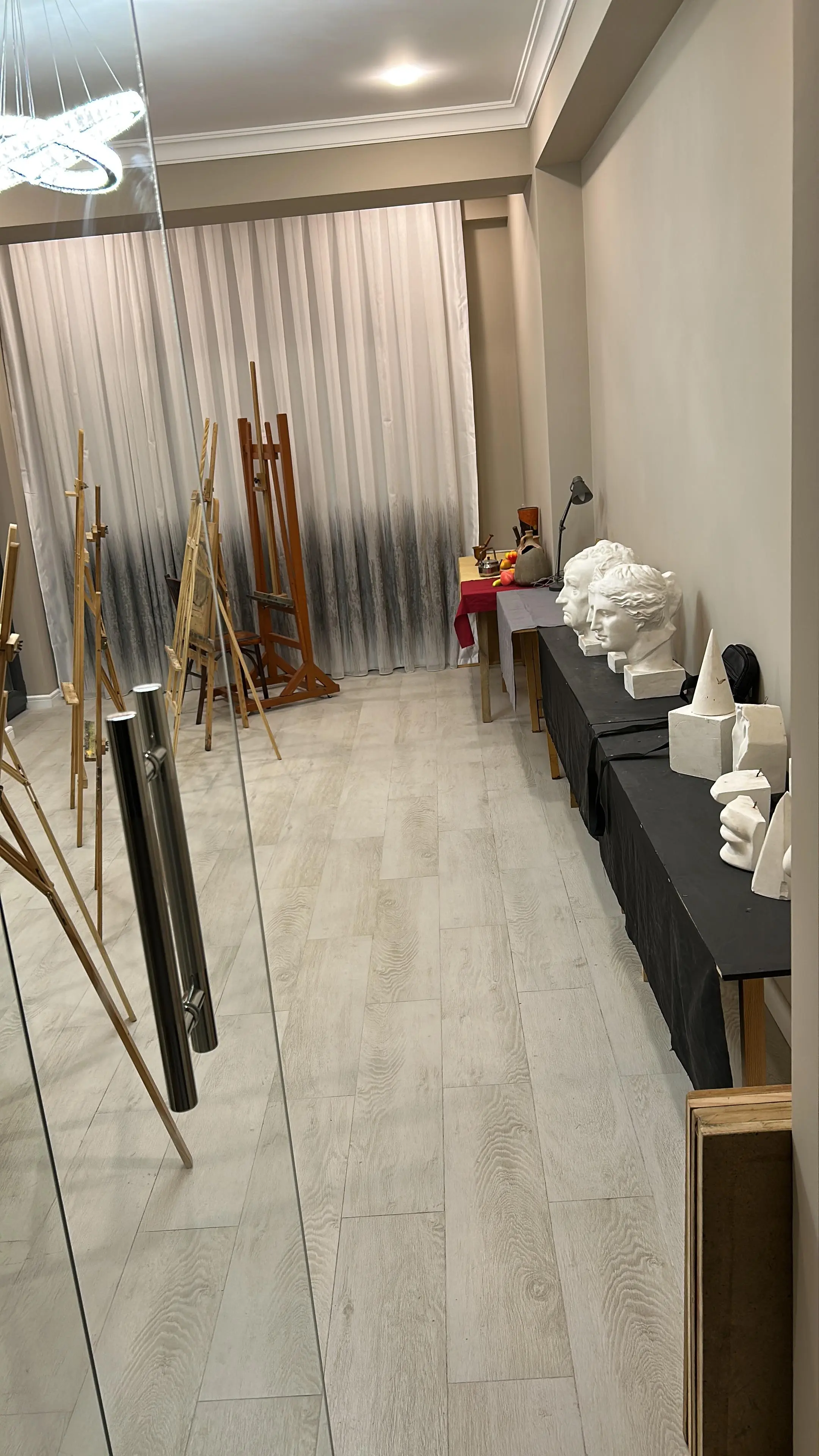 Kurslar səhifəsinin arxa fon şəkli